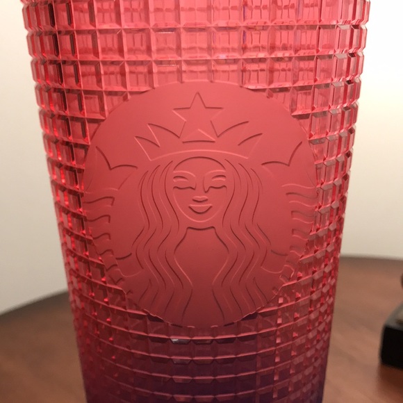 NEW Starbucks Ombré 24oz Pink/Violet Tumbler - Picture 6 of 7
